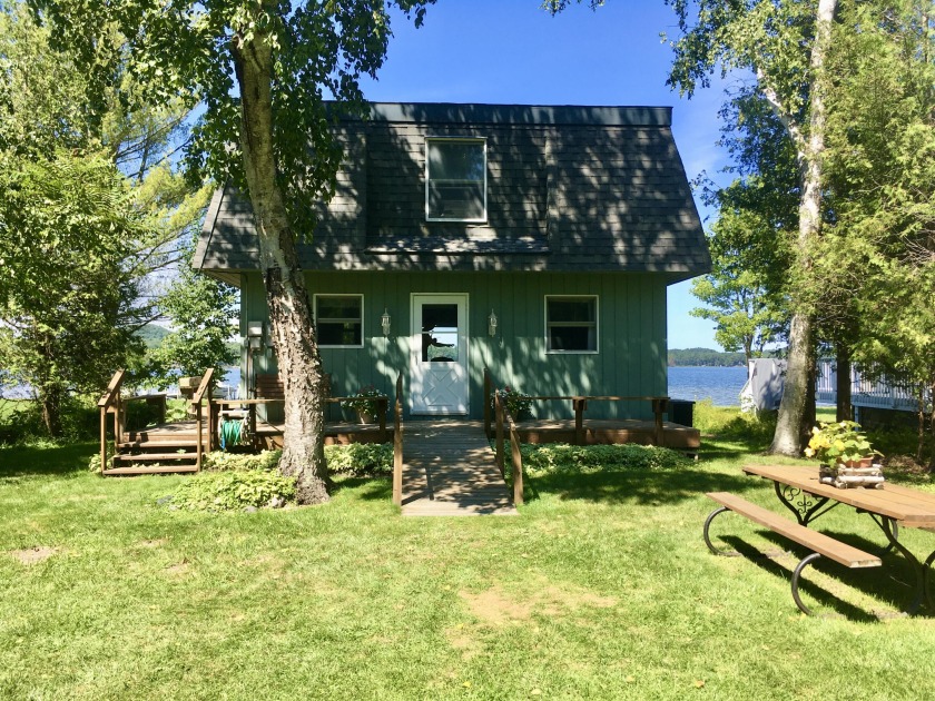 7335 S Harbor Drive, Pentwater, MI 49449, 3057336