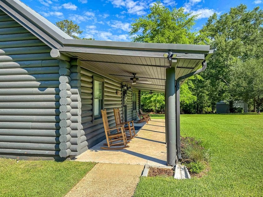 Motivated Seller! Escape to the perfect blend of rustic charm - photo 23