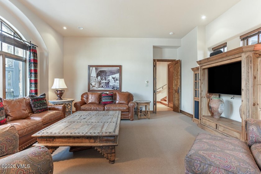 This meticulously maintained single-family residence blends - photo 45