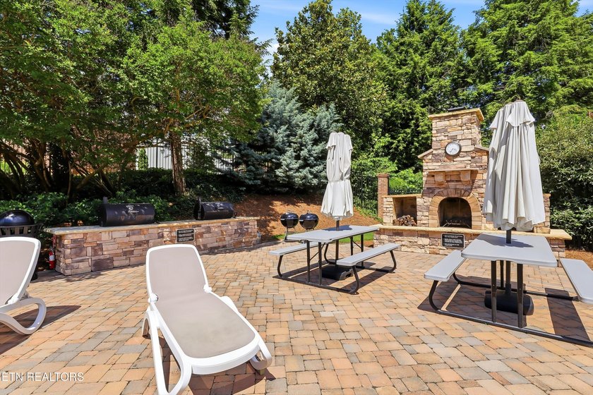 Experience effortless living in the heart of Sequoyah Hills at - photo 22