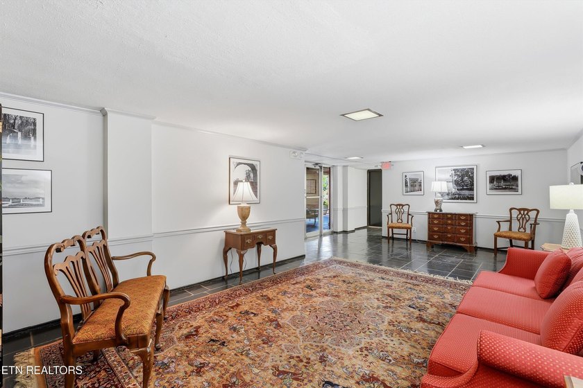 Experience effortless living in the heart of Sequoyah Hills at - photo 25