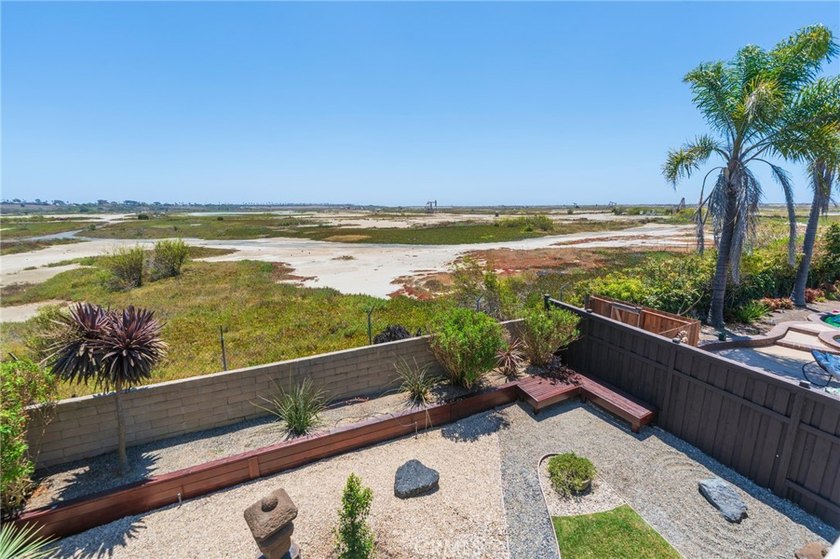 Rare opportunity in the sought-after Bolsa Landmark - photo 26
