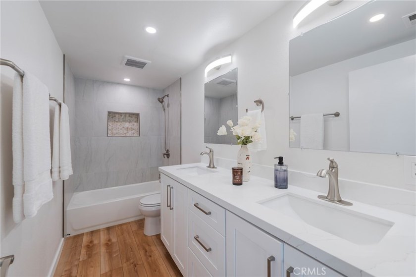 Rare opportunity in the sought-after Bolsa Landmark - photo 32