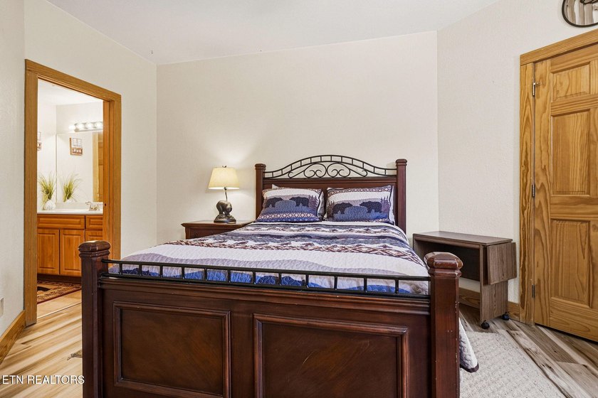 LOCATION, LOCATION, LOCATION! From an investment standpoint - photo 20