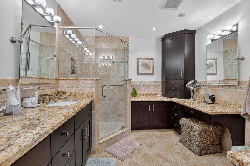 Discover this rarely available townhouse. Located in a 24hr - photo 6