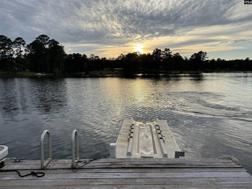 Lake Murray Living at Its Finest! Welcome to 83 Beaufort Shores - photo 8
