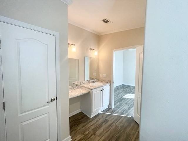 Paradise awaits you with this LIKE NEW, VERY Spacious 2 Bedroom - photo 16