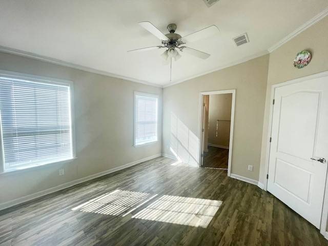 Paradise awaits you with this LIKE NEW, VERY Spacious 2 Bedroom - photo 19