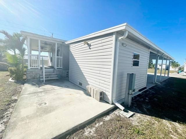 Paradise awaits you with this LIKE NEW, VERY Spacious 2 Bedroom - photo 29