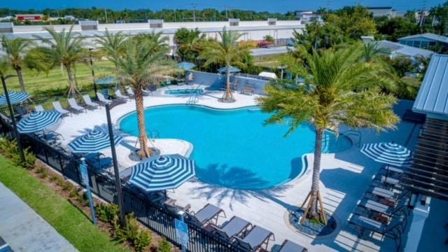 Paradise awaits you with this LIKE NEW, VERY Spacious 2 Bedroom - photo 37