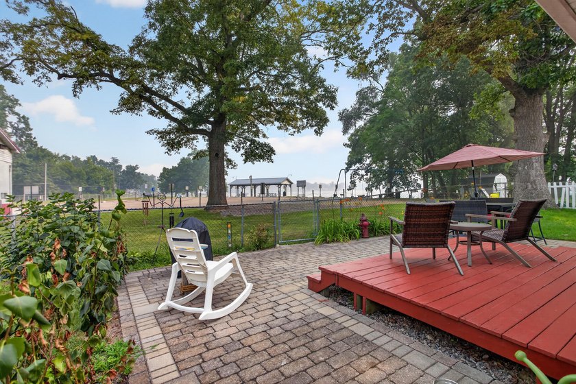 321 Oakwood Ave - photo 7