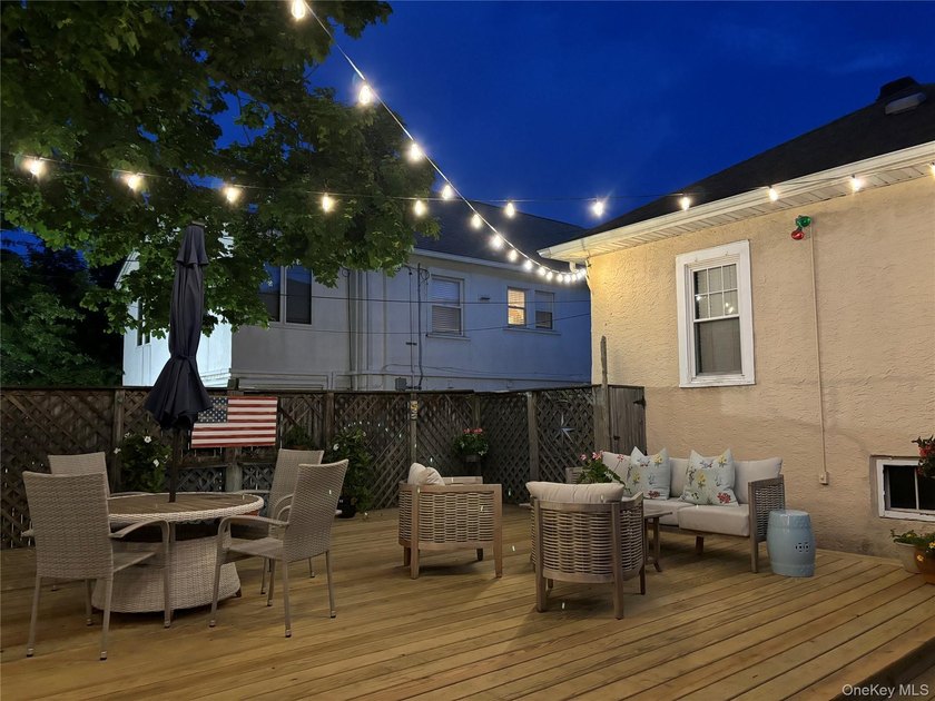 Live the Beachside lifestyle in Long Beach with this beautifully - photo 23