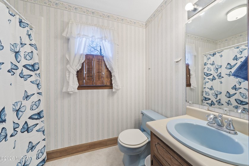 Welcome to 291 Jule Ingram Rd NE on beautiful Lake Sinclair - photo 34