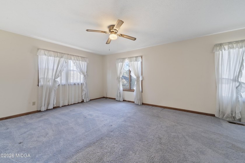 Welcome to 291 Jule Ingram Rd NE on beautiful Lake Sinclair - photo 36