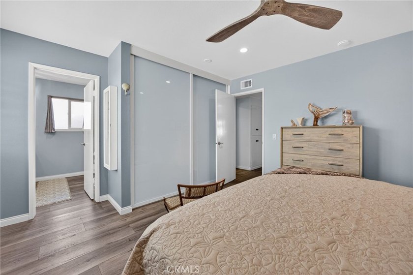 55+ Coastal Living at its best in Hueneme Bay! 3 Bedroom 3 - photo 25