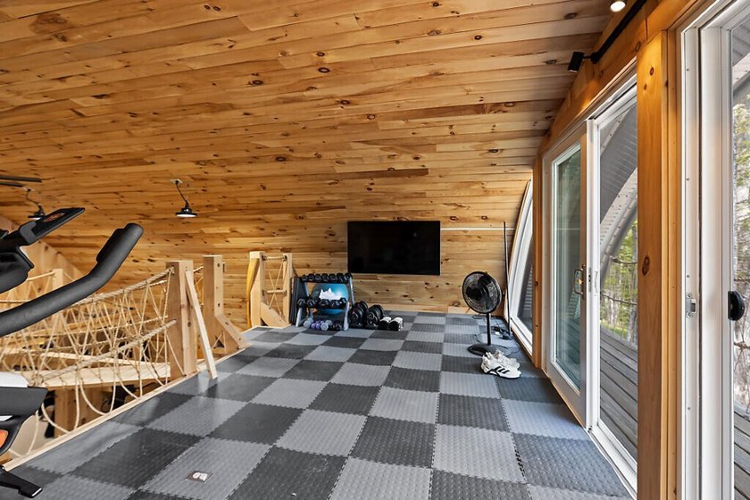 Tucked just steps from Pattee's Pond with beautiful water views - photo 20