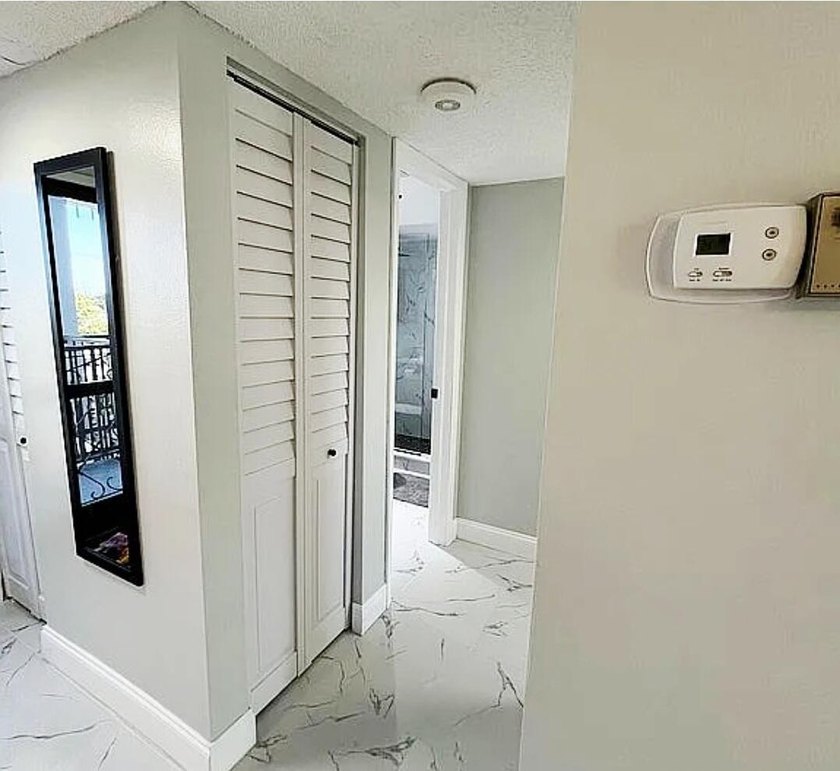 Beautifully remodeled and move-in ready, immaculate 1bedroom - photo 7