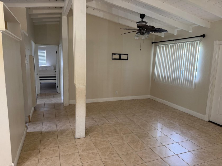 Beautiful 2/1 with carport - shed - with w/d hookups - two - photo 5