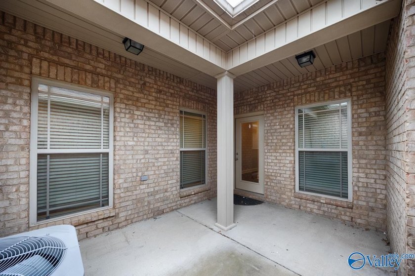 Low maintenance living in an active community! Single level - photo 23