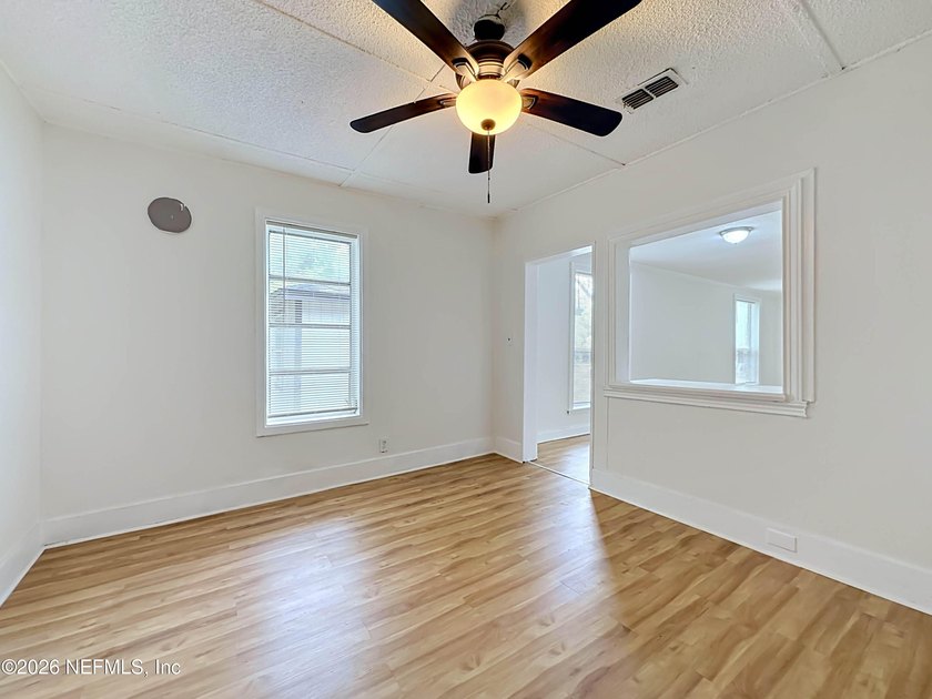 Welcome to 224 Spring St, Jacksonville, FL 32254 - a move-in - photo 11