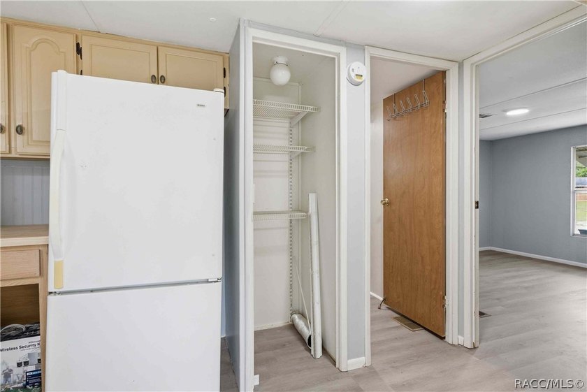 Experience the gold standard of energy efficiency in Homosassa! - photo 30