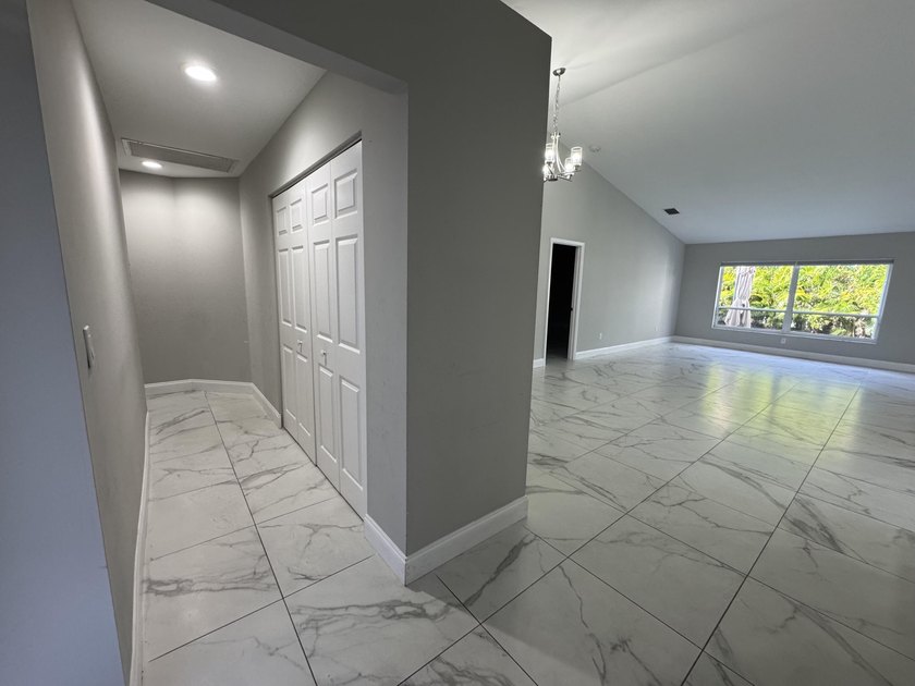 18750 Caspian Cir - photo 10