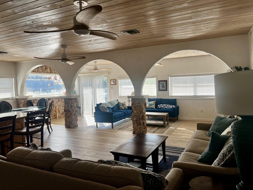 Bring your boats to this beautifully furnished canal front home - photo 13