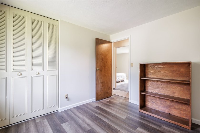 Welcome home to this beautifully updated, ORIGINAL OWNER - photo 30