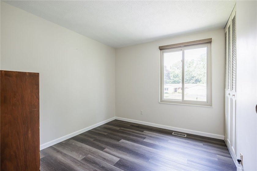 Welcome home to this beautifully updated, ORIGINAL OWNER - photo 31