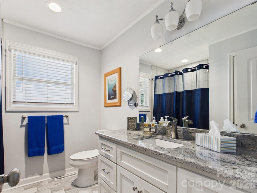 Rarely does an opportunity like this come along under $2 million - photo 14