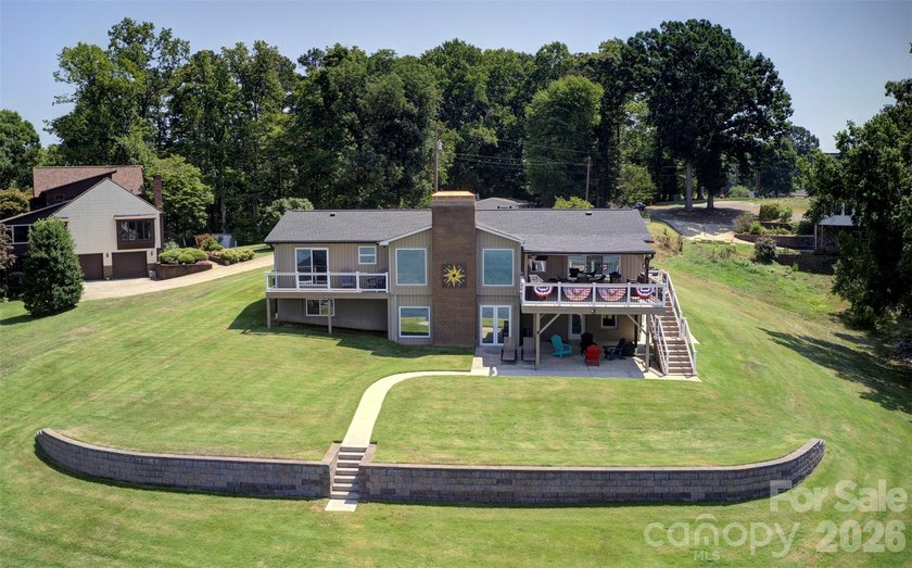 Rarely does an opportunity like this come along under $2 million - photo 30