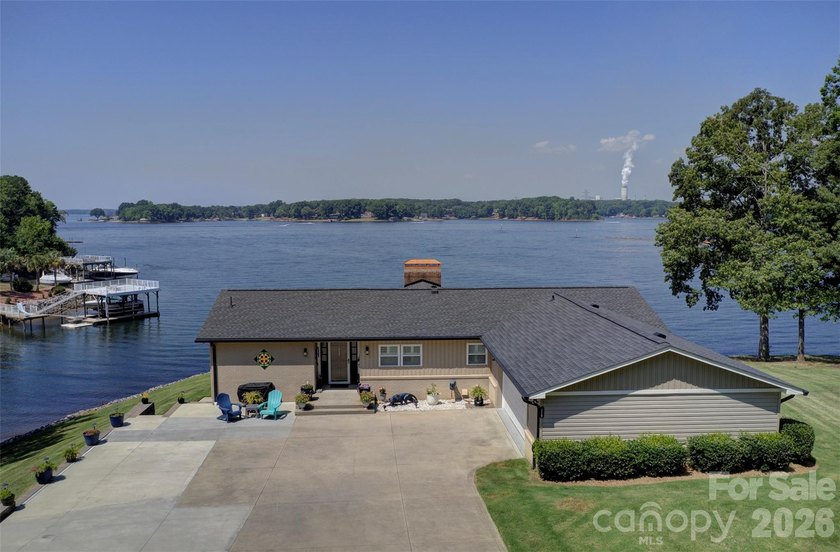 Rarely does an opportunity like this come along under $2 million - photo 32