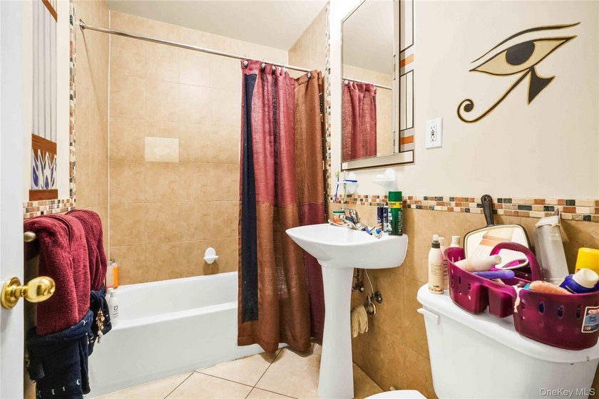 Welcome to 436 Putnam Avenue, a beautifully maintained - photo 6