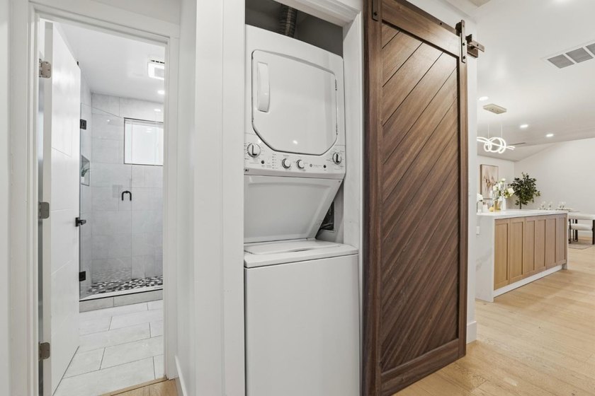 Exceptional re-imagined Midtown residence seamlessly blends - photo 35