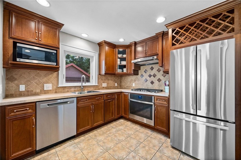 ABSOLUTE STUNNER in North Winton Village is Finally Available! - photo 21