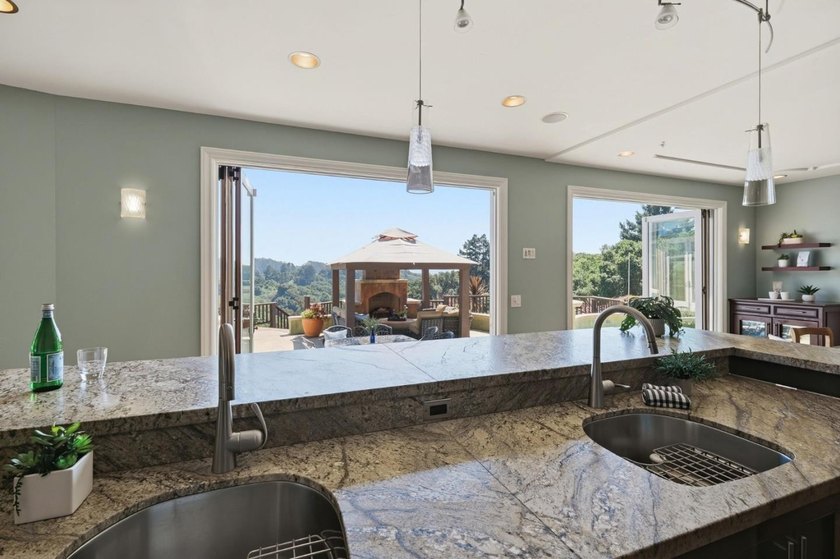 Welcome to the exclusive Mockingbird Ridge neighborhood in Aptos - photo 17