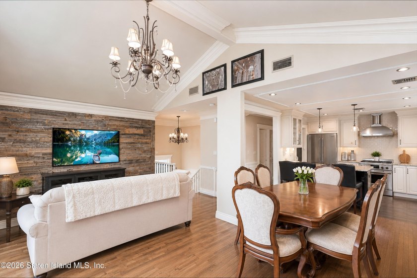 Welcome to 27 Tynan Street, a truly one-of-a-kind custom - photo 17
