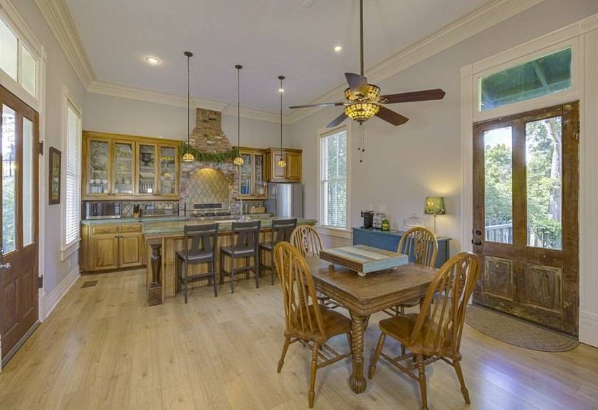 Seller is offering a $5000 credit towards the buyer's closing - photo 3