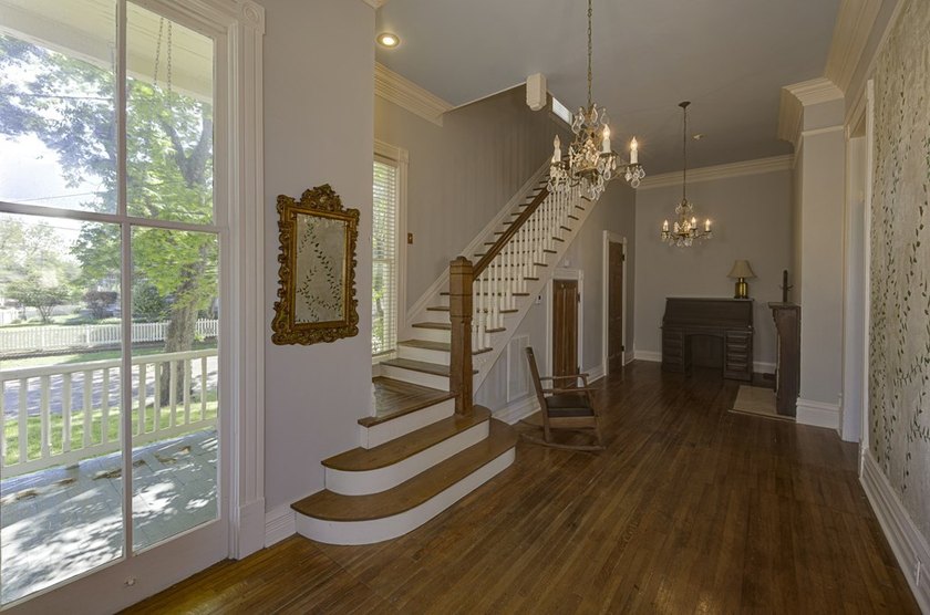 Seller is offering a $5000 credit towards the buyer's closing - photo 6
