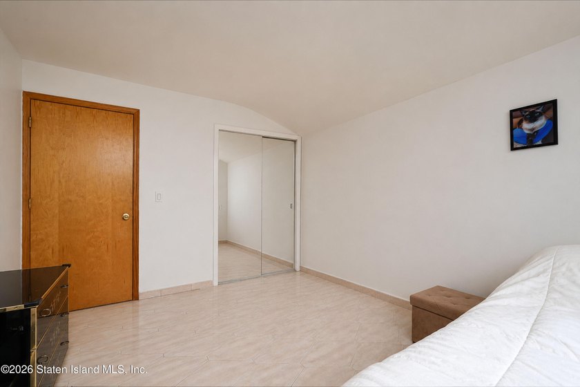 Just move right in! This one family semi-attached home in Great - photo 25