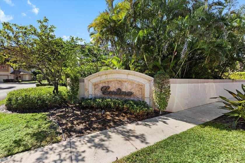 Behind the gates of Boca Pointe, this 3BR/3BA corner townhome - photo 45