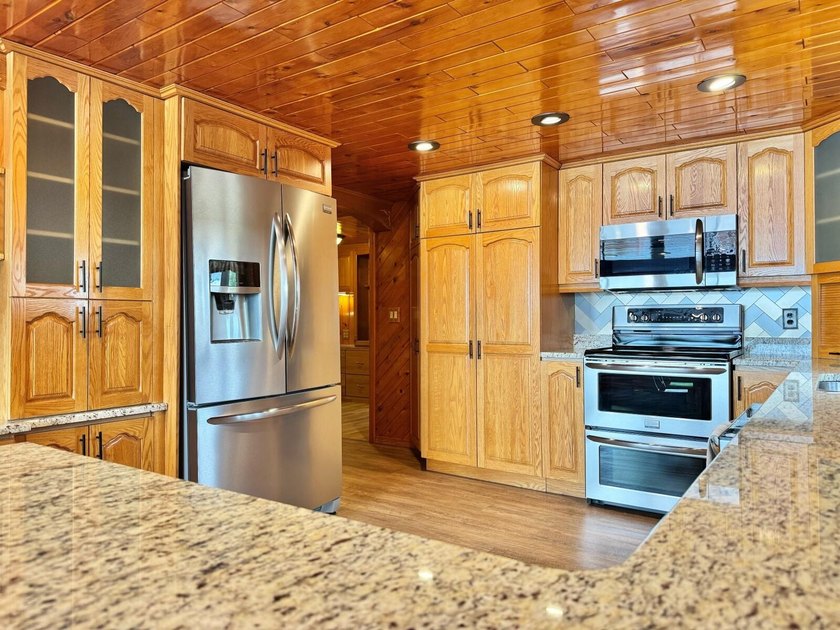 Welcome to one of Eagle Lake's most exceptional waterfront - photo 25