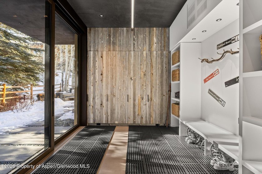 A landmark of contemporary mountain architecture, this - photo 27