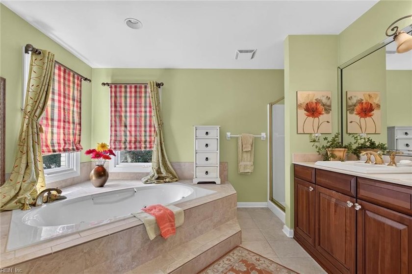 Location, lifestyle, and timeless elegance! Welcome to Quail - photo 34