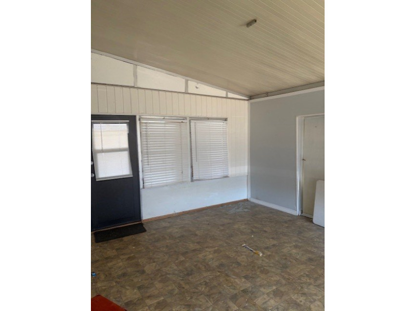This home features a large bonus room and additional storage - photo 5