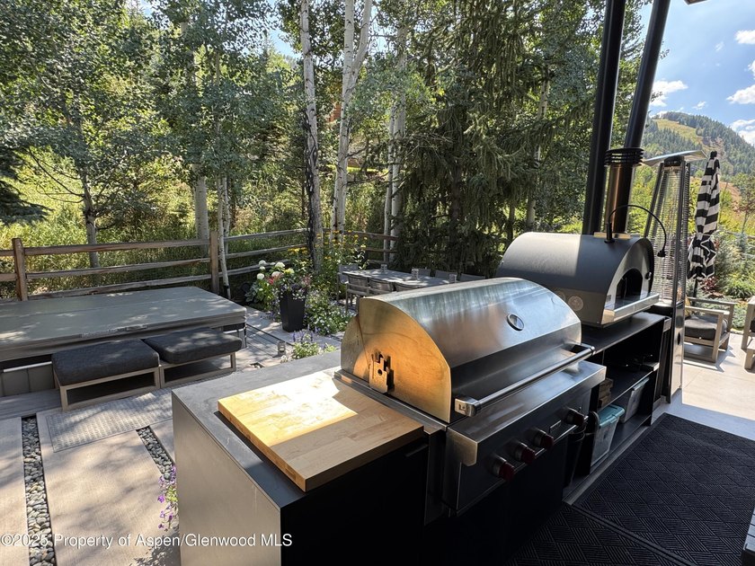 A landmark of contemporary mountain architecture, this - photo 49