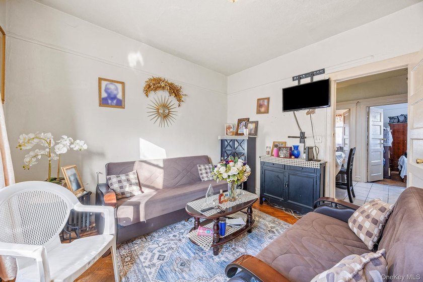 Welcome to this well-maintained single-family home in the heart - photo 13