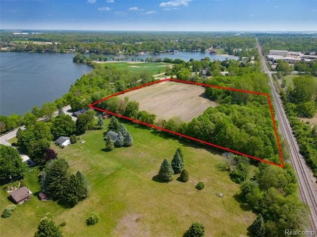 RARE &amp; PRIME OPPORTUNITY FOR BUILDER/DEVELOPER WITH THIS PRIZED - photo 10