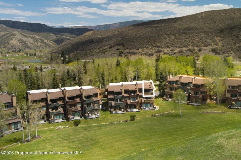 Experience the best of four-season mountain living in this - photo 20