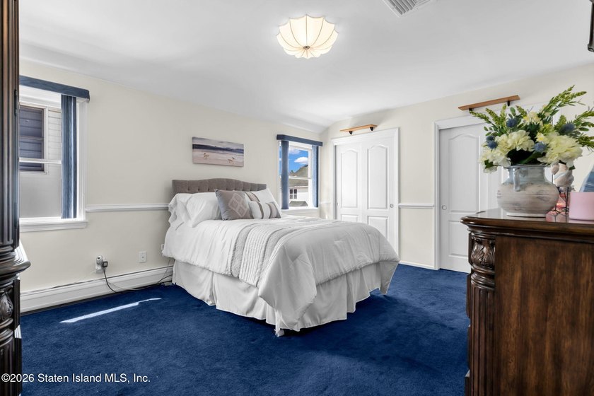 Welcome to this beautifully maintained side hall colonial on a - photo 27